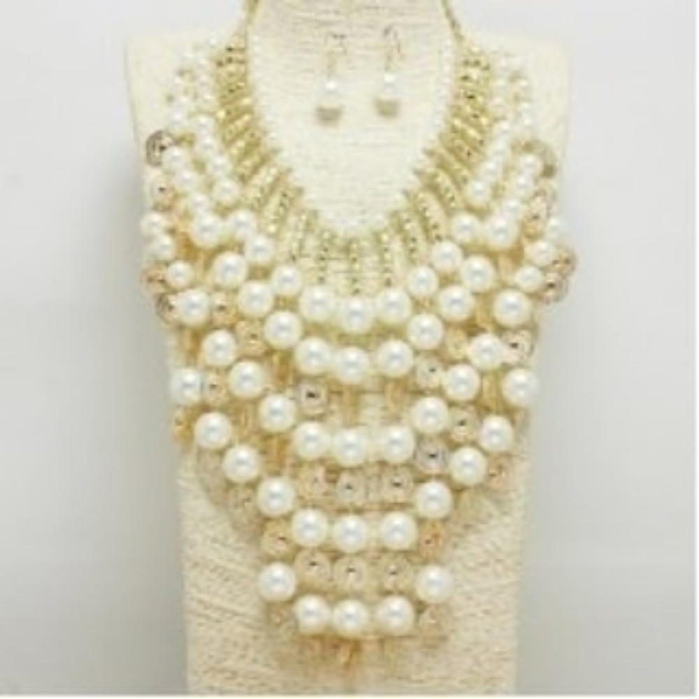Pearl Drop Necklace